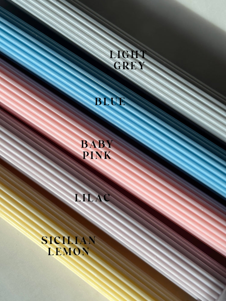 Lips Candle - Cream in White Sage & Lavender Scent