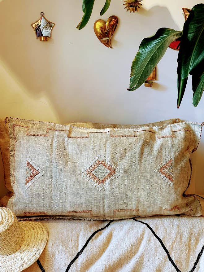 Cactus Silk pillow XL 4, Sand/Gray