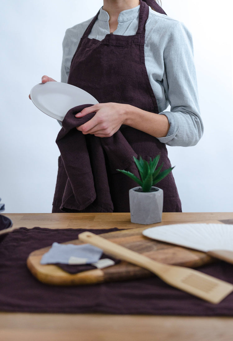 Linen Apron in Deep Purple