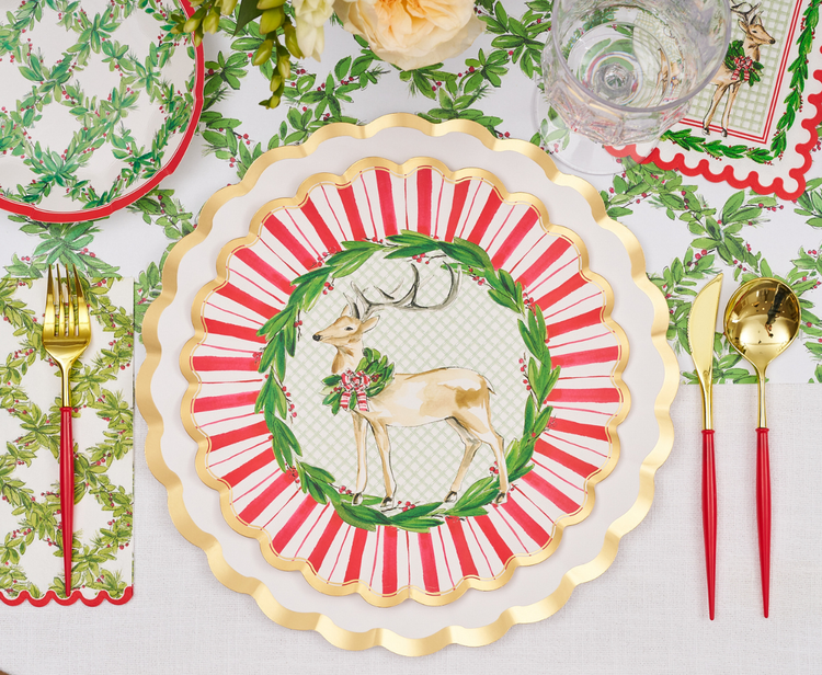 Holly Berry Dinner Plates/8pk