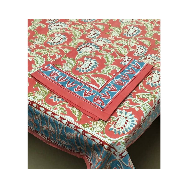Jenny Rose 60x120 tablecloth. Delicate floral pattern. Sustainable cotton. Artistic table decor. Soft floral patterns