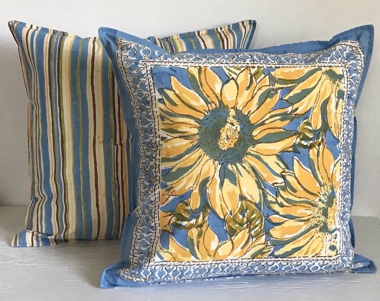 Pillow Printed 18" x 18" Suraya Flowersun